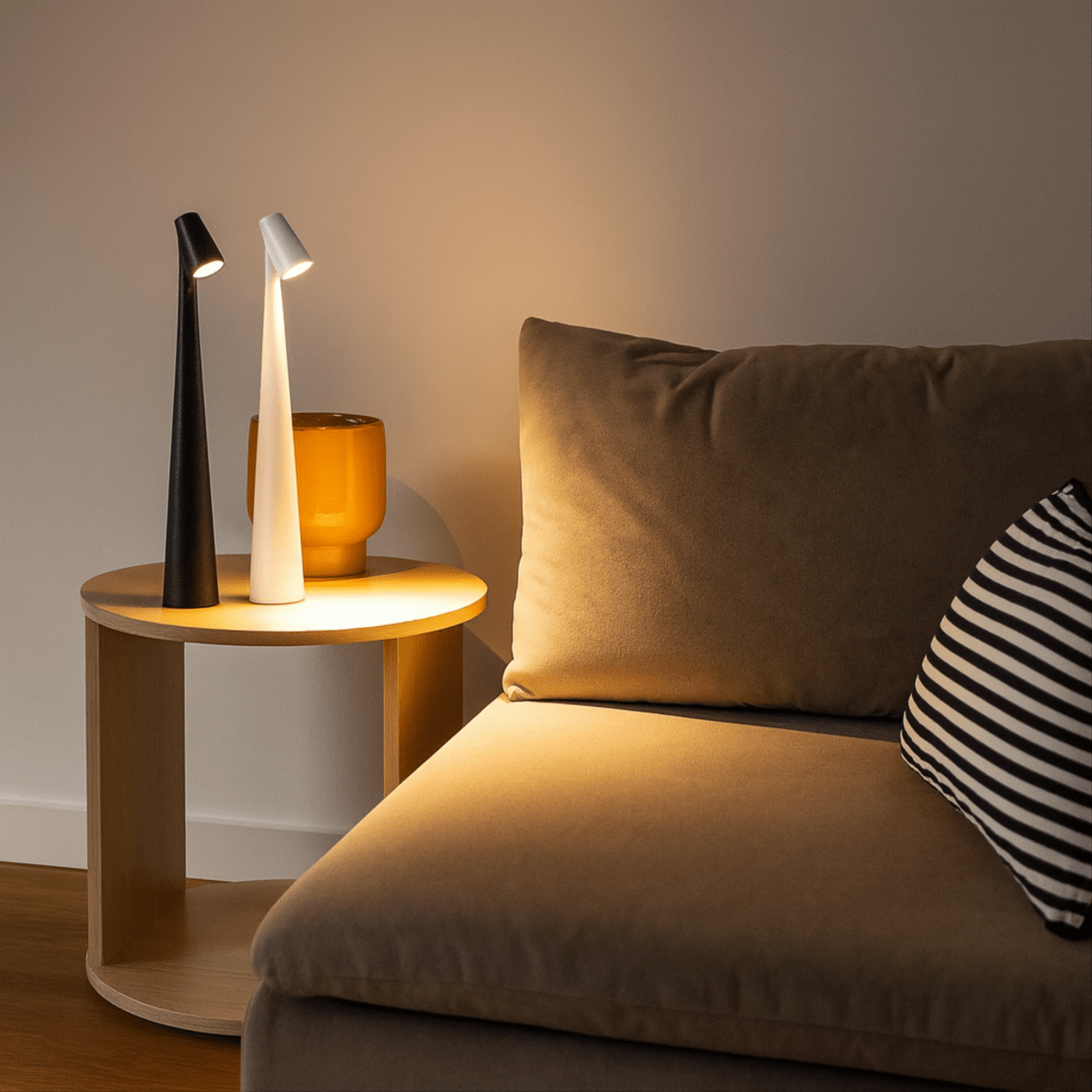 GlowNoble | Table Lamp – Effortless Ambient Lighting