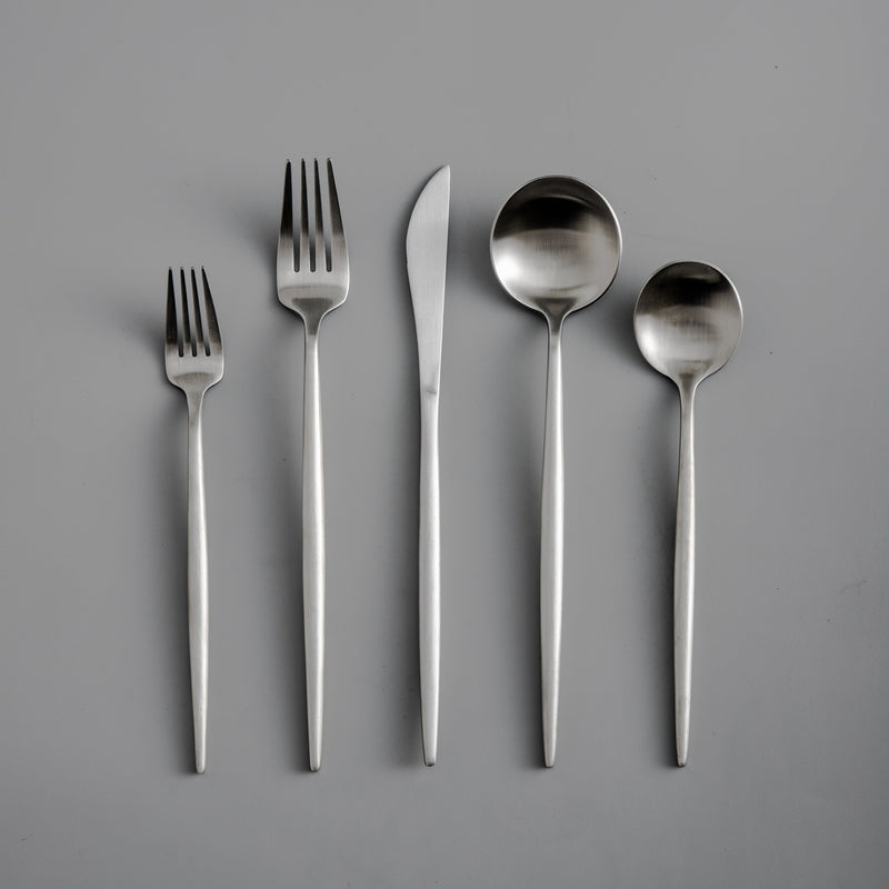DineCraft | Cutlery Set – Timeless Style for Everyday Meals