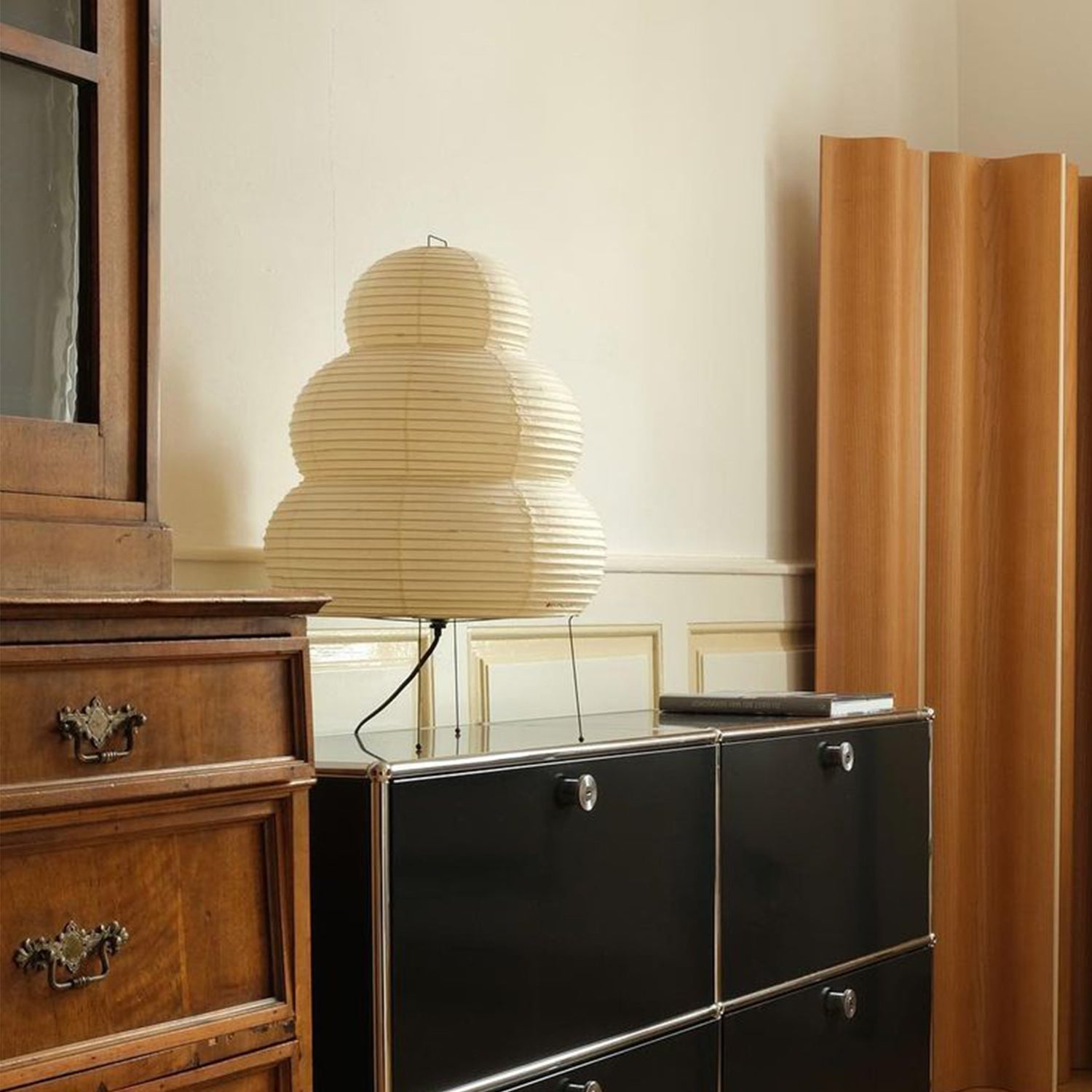 Akari - Elegant Table Lamp for Living Room & Bedroom | Mulberry Paper Design