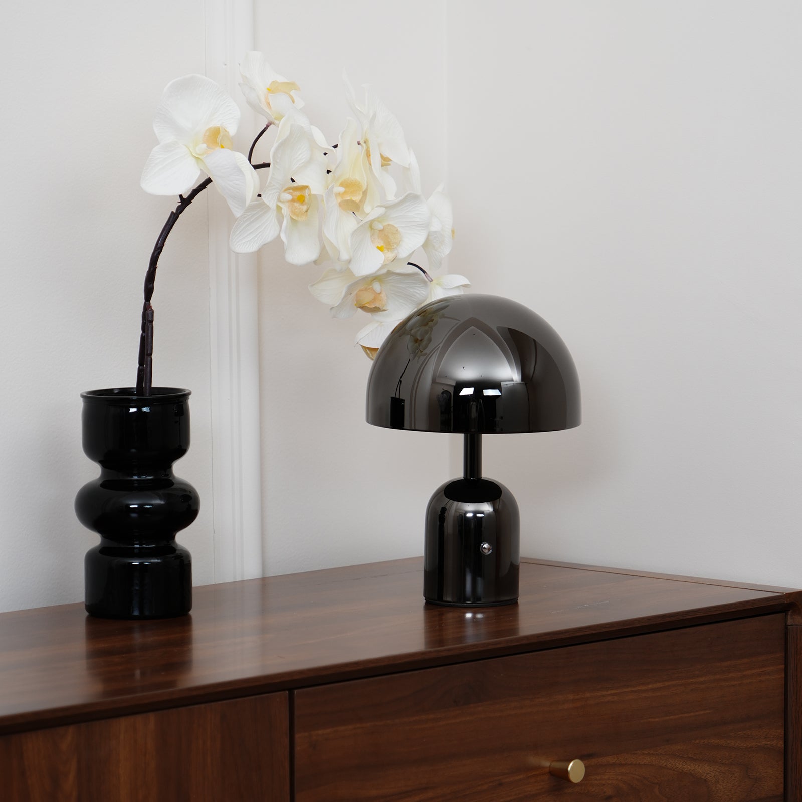 Brulee - Modern Portable Table Lamp with Integrated LED & USB Port, Gold