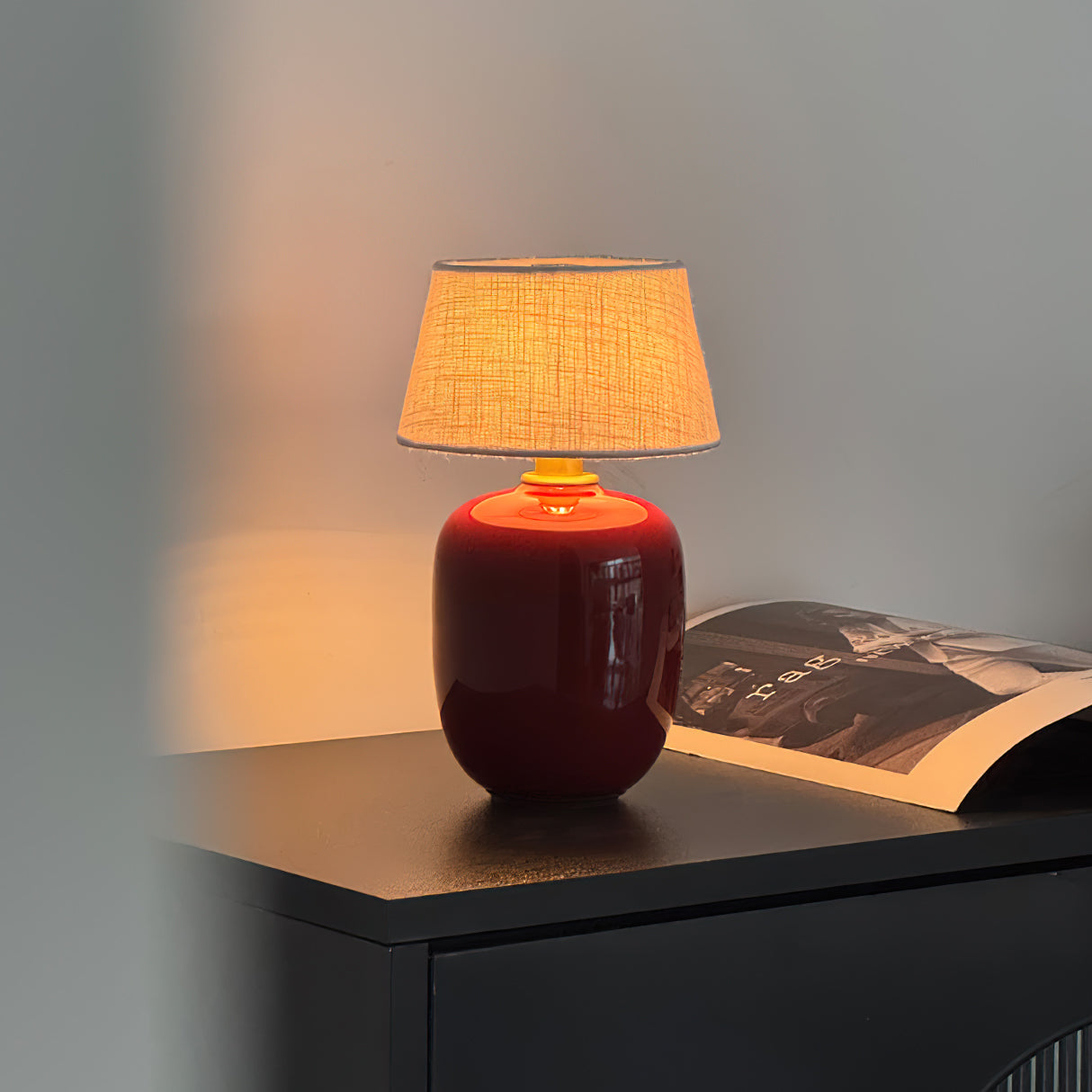 Como Petite Table Lamp - Compact Design with USB Charger & Adjustable Brightness