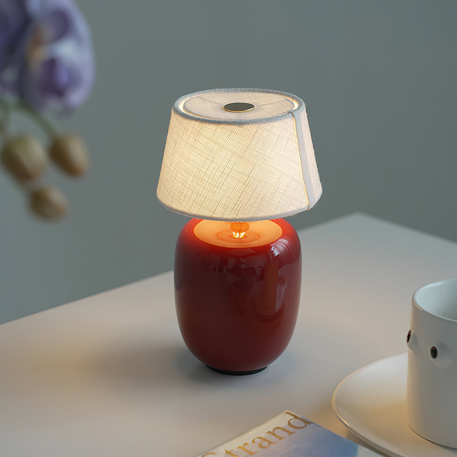 Como Petite Table Lamp - Compact Design with USB Charger & Adjustable Brightness