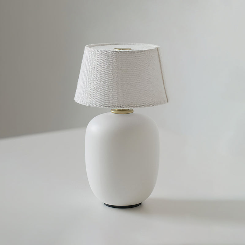 Como Petite Table Lamp - Compact Design with USB Charger & Adjustable Brightness