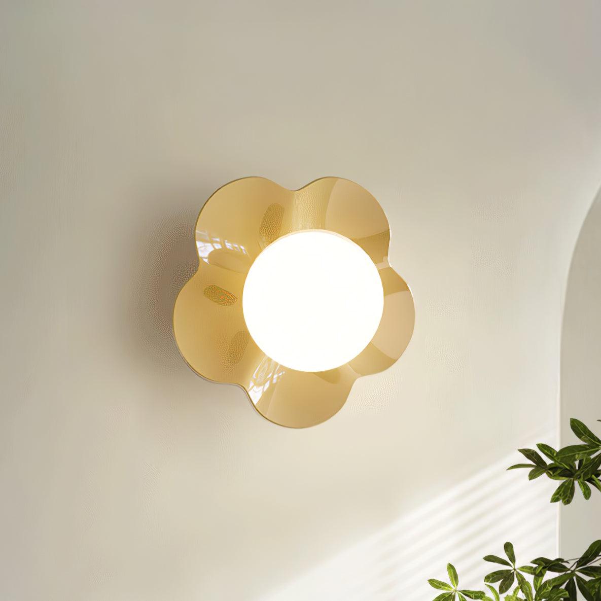 Floral Design Wall Lamp - Unique Resin & Glass Wall Sconce Lighting for Indoor Use