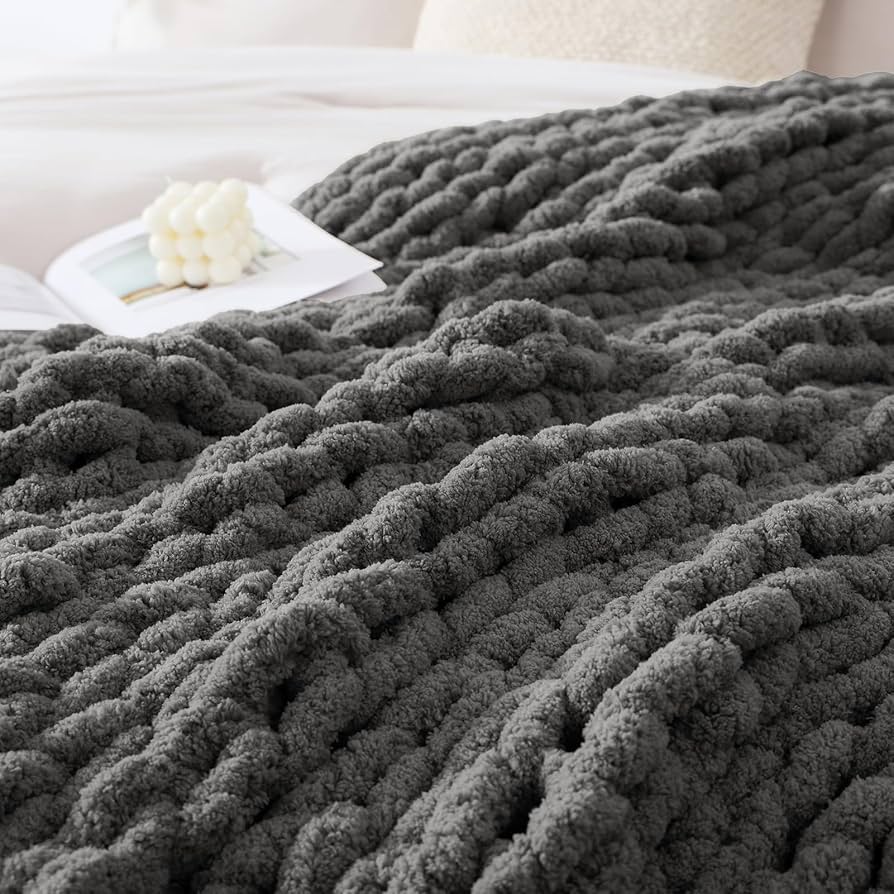 CasaLoom | Thick Blanket – Luxurious Softness & Lasting Comfort