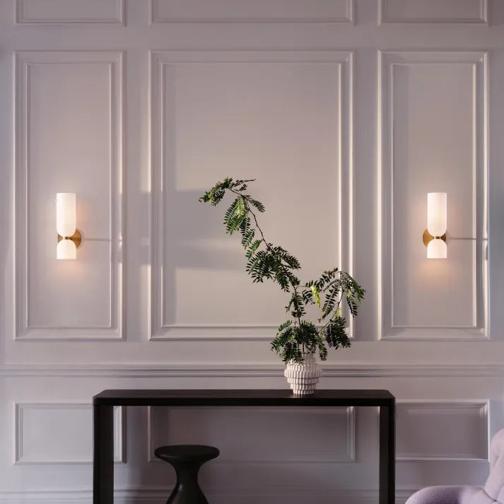 GlowVista | Wall Light – Modern Illumination for Elegant Spaces