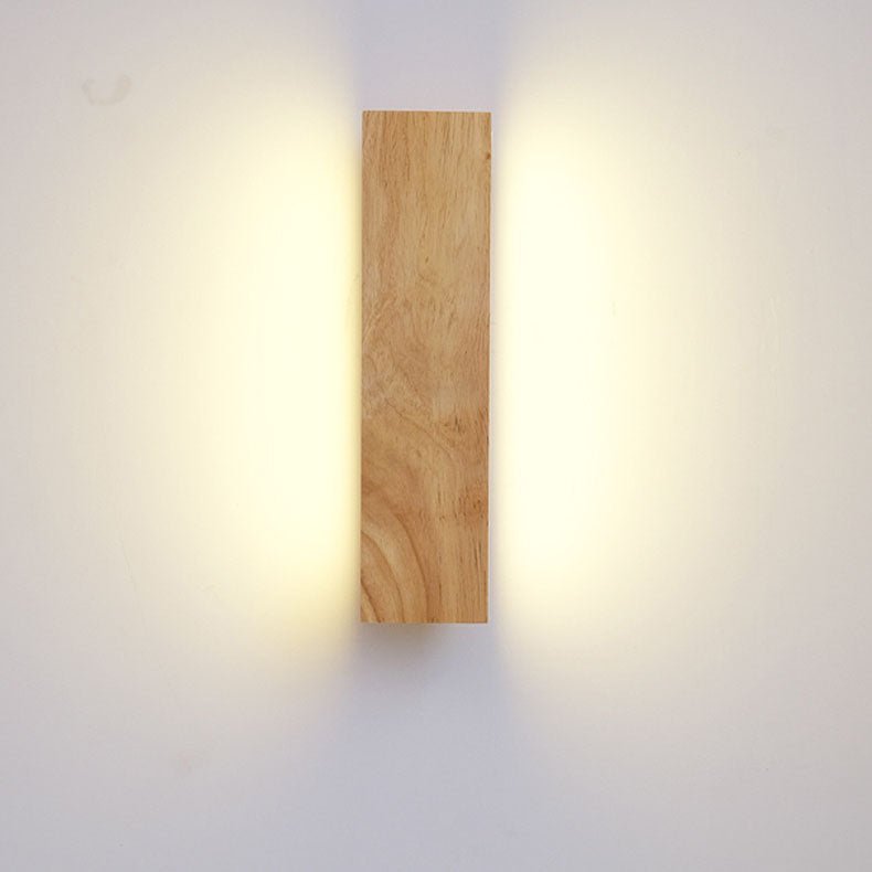 GlowRay | Wall Lamp – Minimalist Directional Lighting Solution