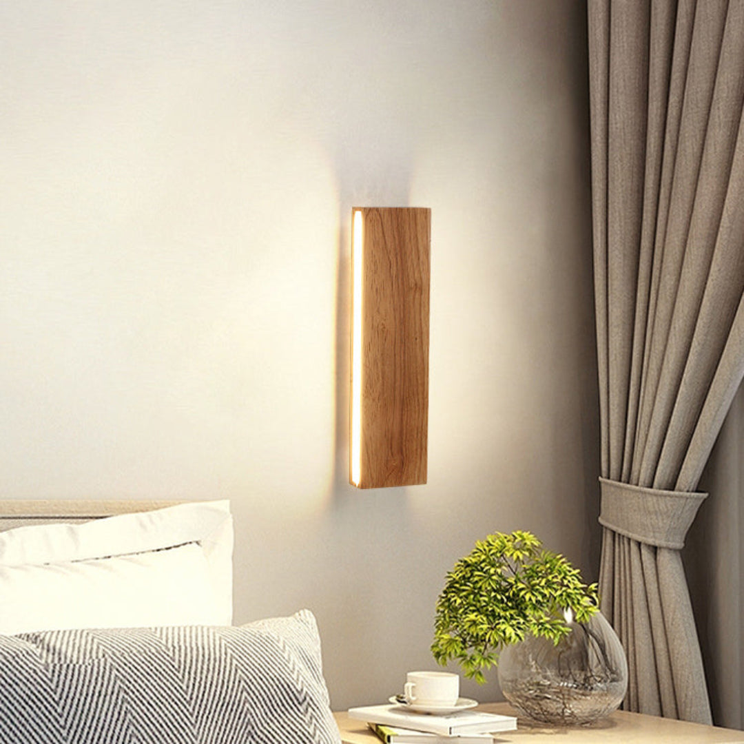 WoodAura | Wall Lamp – Natural Wood Design with Warm LED Glow