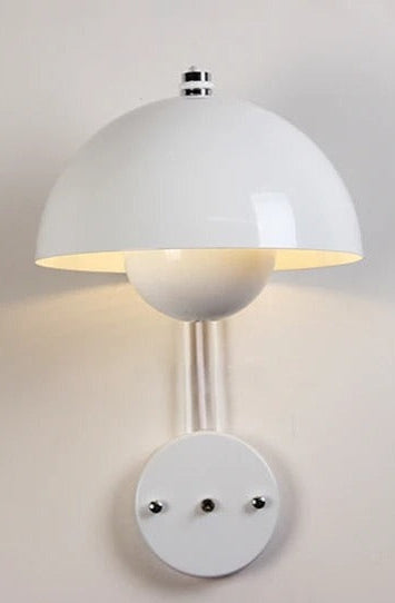 BloomAura | LED Wall Lamp – Flower-Bud Design for Warm Atmosphere