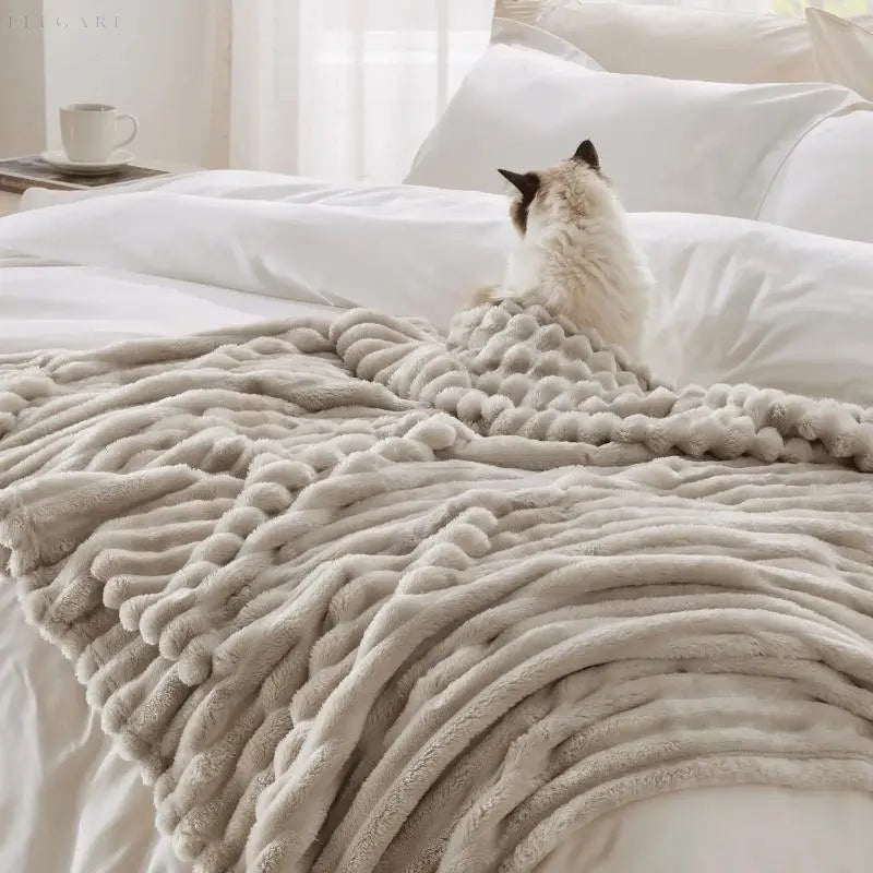 CloudHaven | Thick Blanket – Luxurious Softness & Lasting Comfort