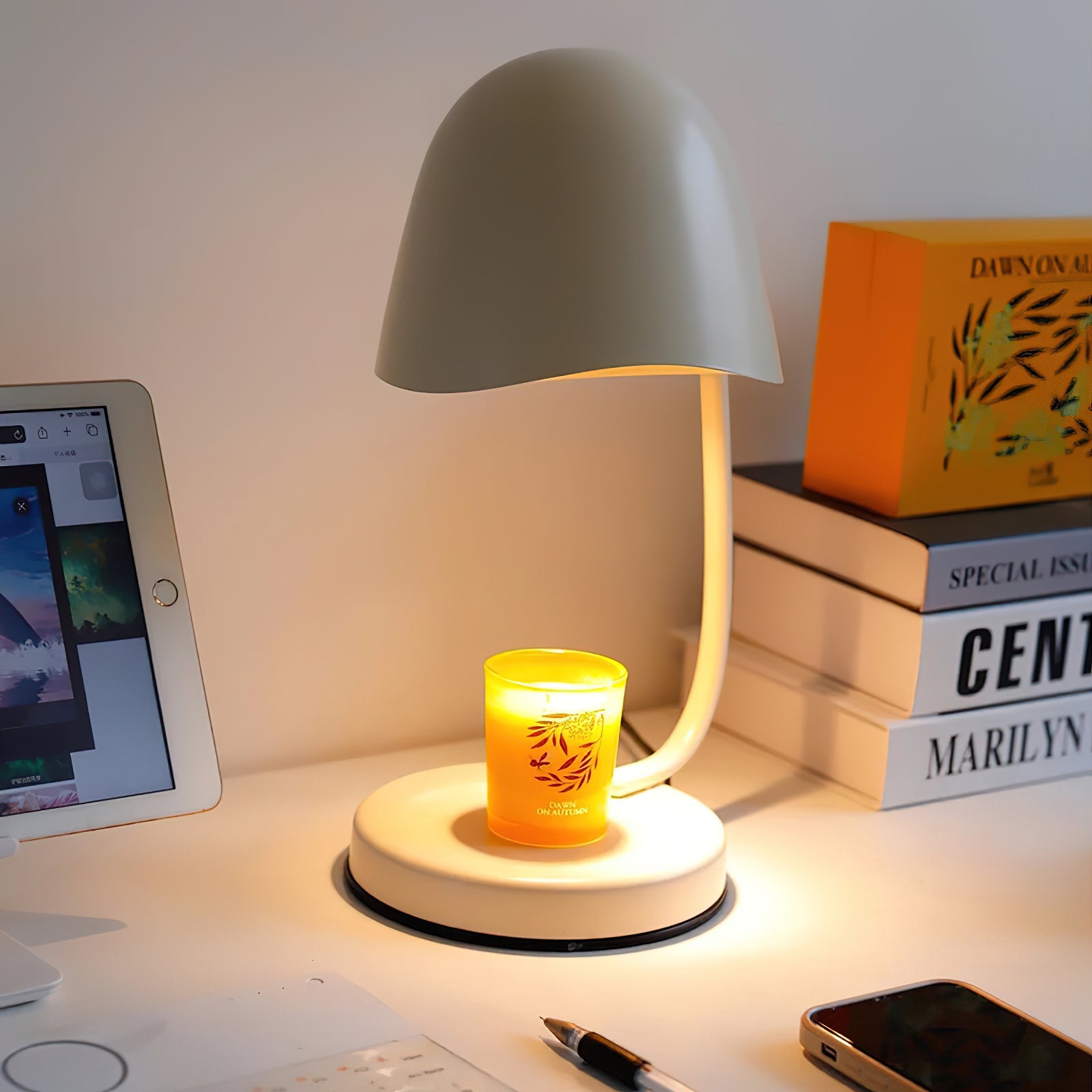 Elegant Eggshell Candle Warmer Lamp with Adjustable Neck for Scented Wax