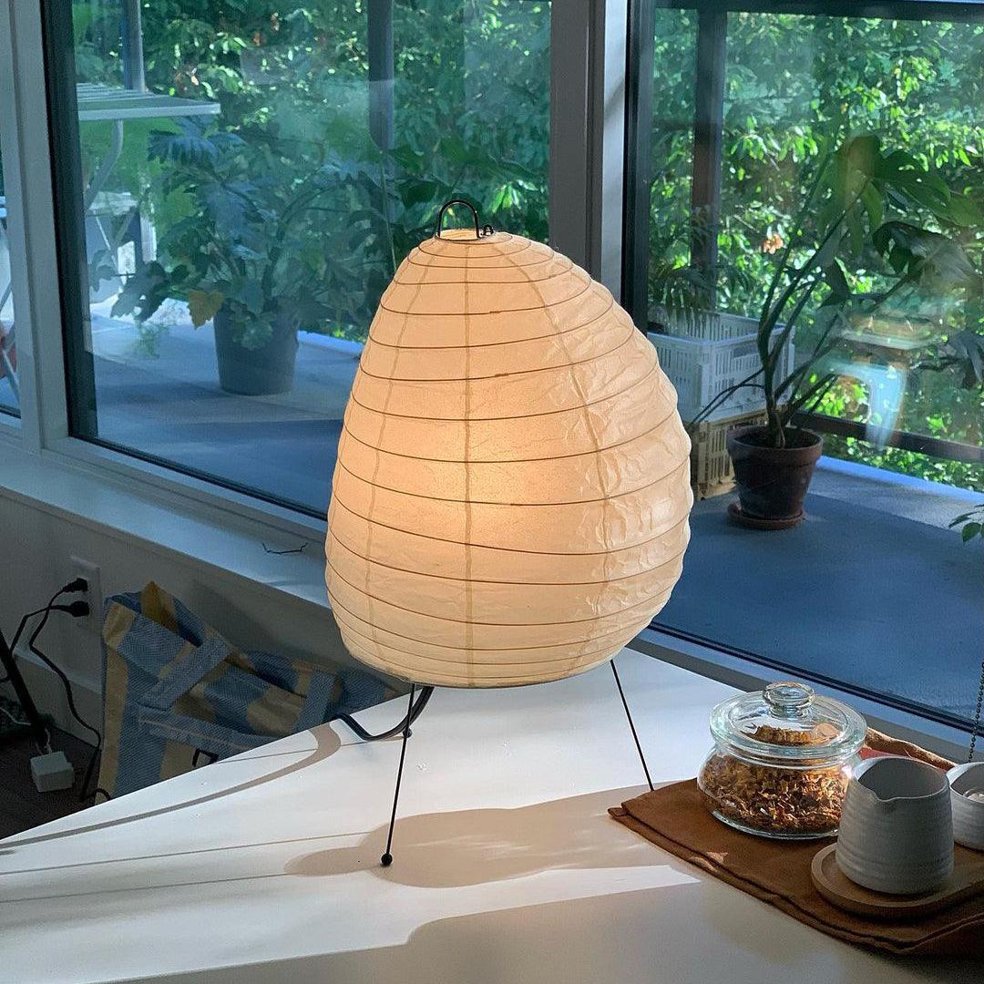 Elegant Washi Table Lamp - Unique Steel Wire Base for Ambient Bedroom & Desk Lighting