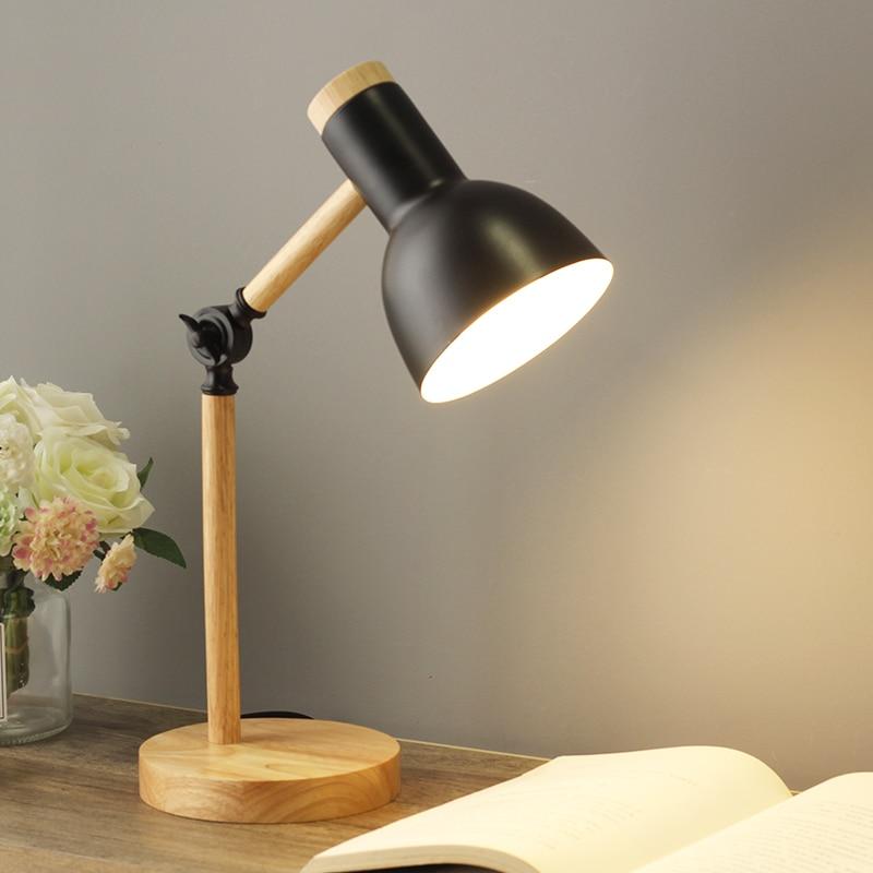 ScandiLume | Desk Lamp – Adjustable Scandinavian Elegance