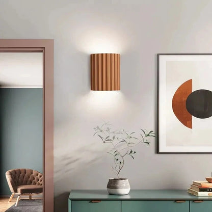 LumaEdge | Modern LED Wall Lamp – Artistic Design & Soft Warm Light