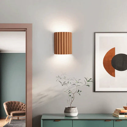 LumaEdge | Modern LED Wall Lamp – Artistic Design & Soft Warm Light
