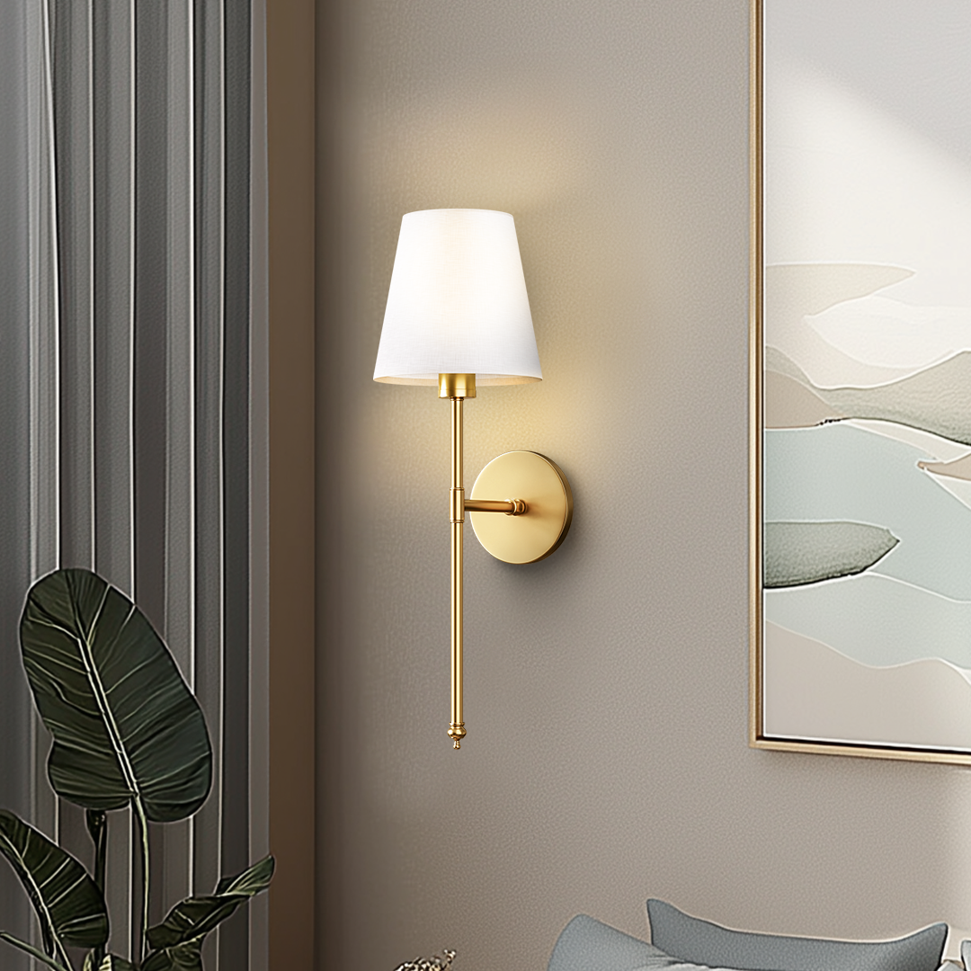 BeamLuxe | Wall Light – Warm Accent Lighting for Contemporary Homes