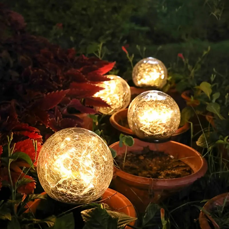 SunAura | Solar Garden Light – Elegant Cracked Glow for Outdoor Spaces