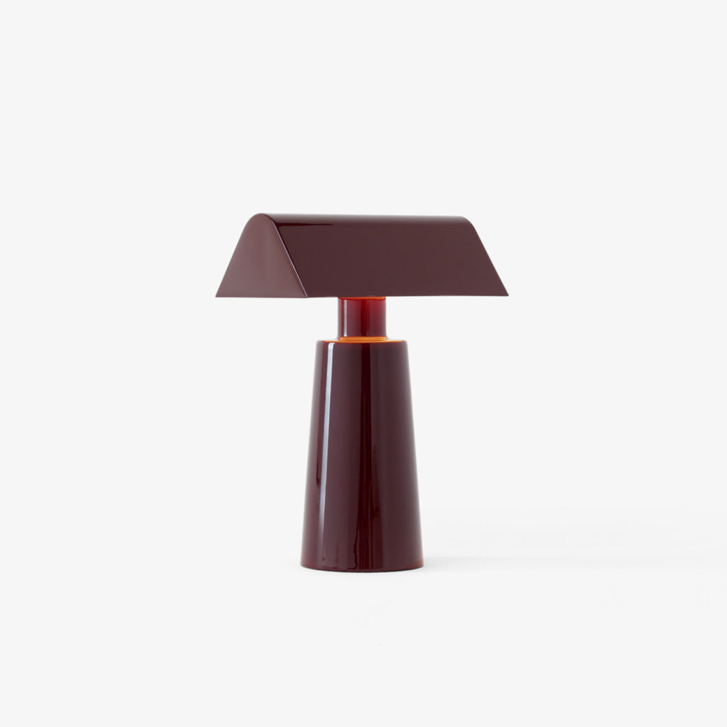 Modern Lacquered Steel Table Lamp with Three-Color LED & USB Port - Versatile Desk & Bedside Lamp
