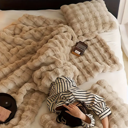 CasaLoom | Thick Blanket – Luxurious Softness & Lasting Comfort