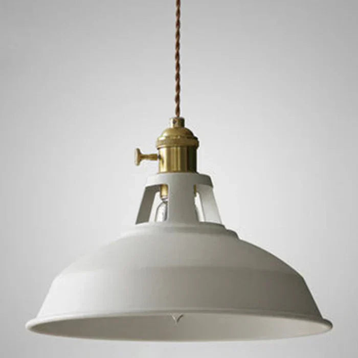 IronCrest | Industrial Pendant Light – Vintage Appeal for Stylish Interiors