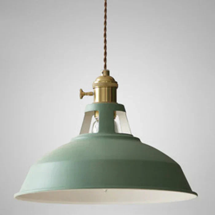 IronCrest | Industrial Pendant Light – Vintage Appeal for Stylish Interiors