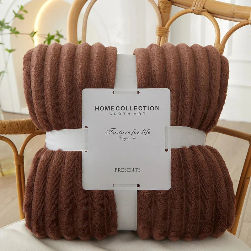 CozyWeave | Fleece Blanket – Snug Comfort for Winter Nights